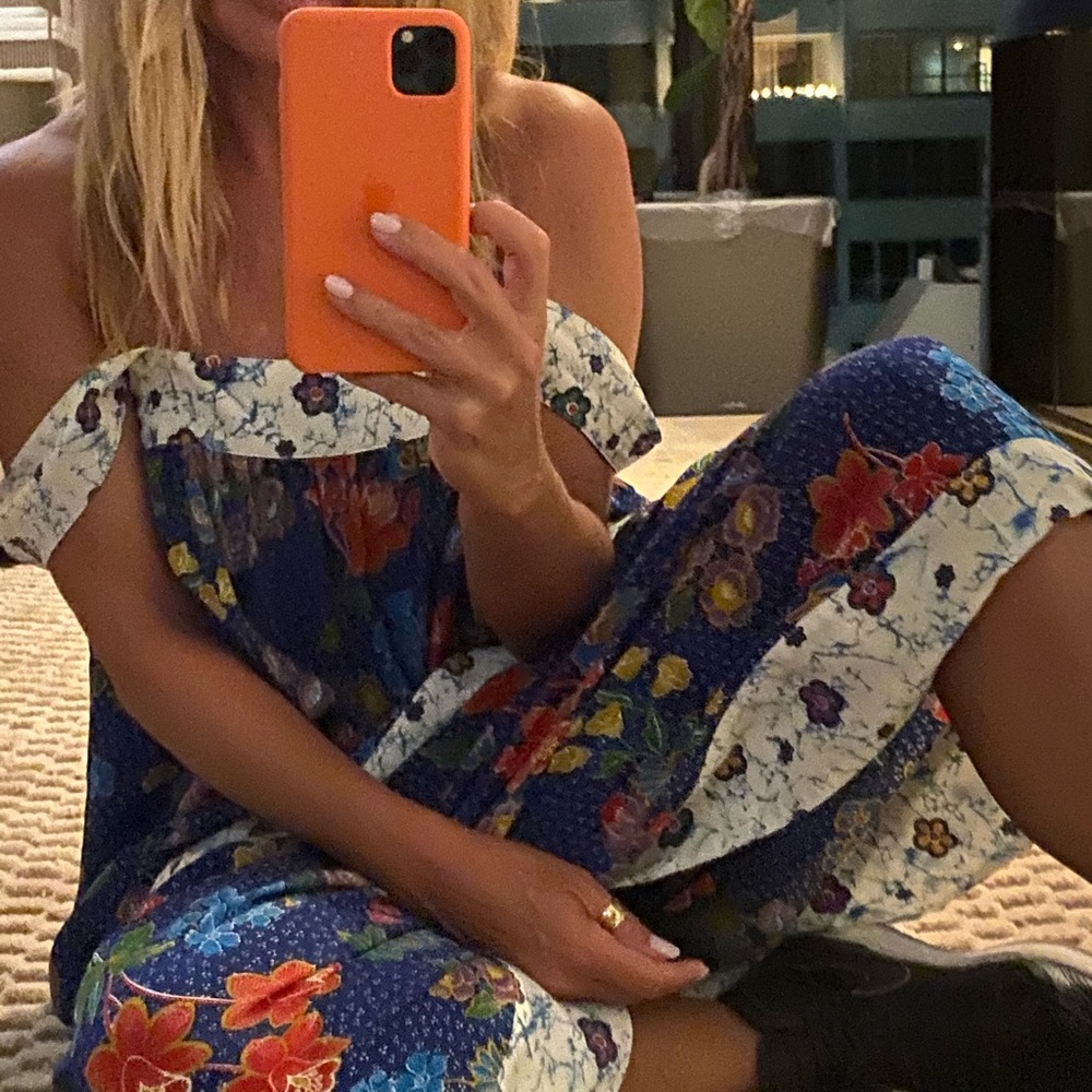 Wowmen owned brand! Fun dress worn once